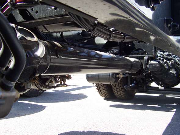 How To Disconnect Drive Shaft For Towing
