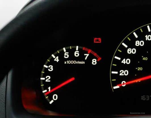 3 Reasons Why Your Battery Gauge Drops While Driving