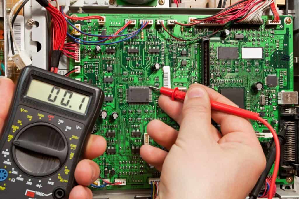 How To Test ECU With Multimeter
